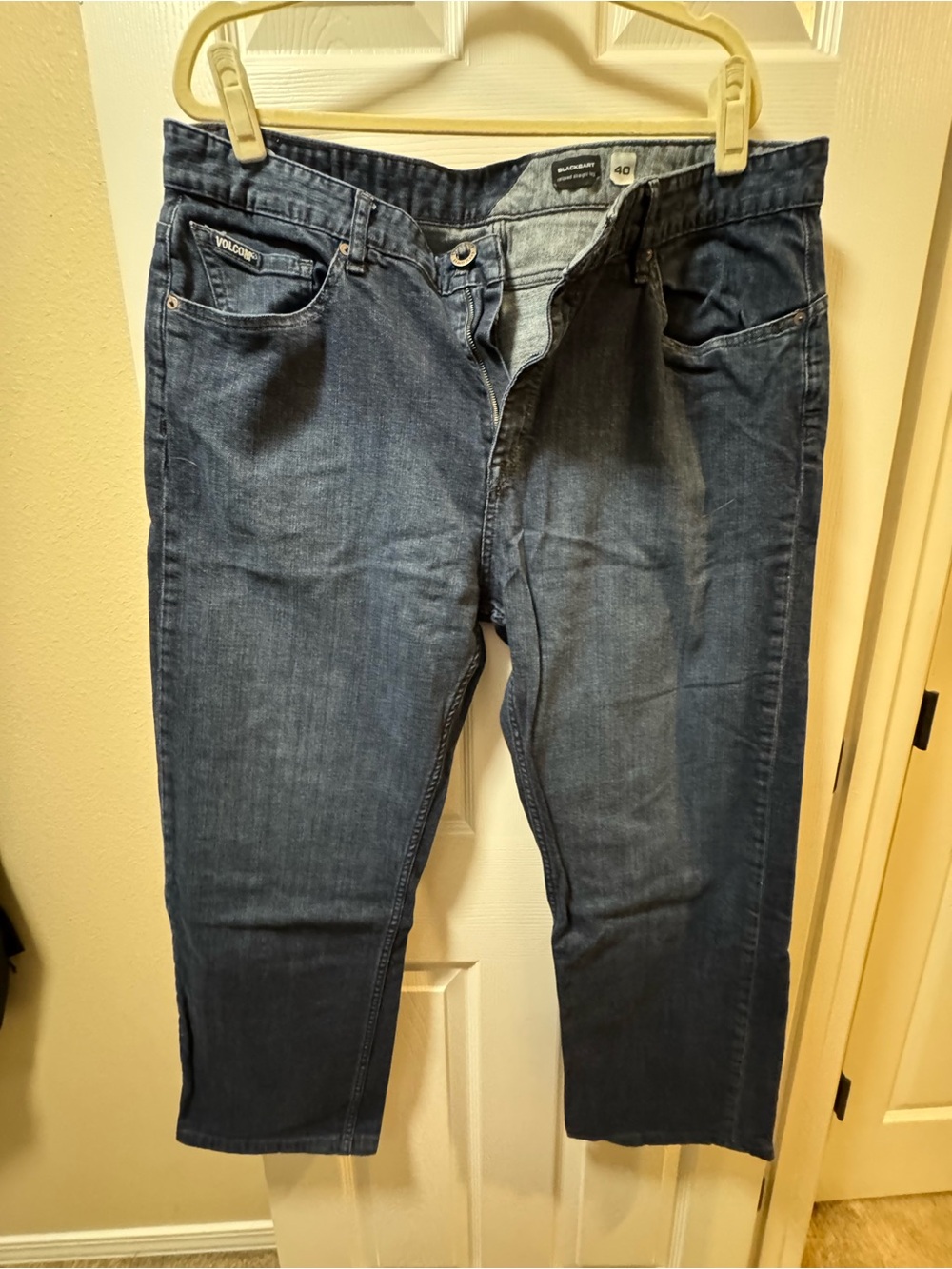 Volcom Blackbart Relaxed Straight Leg Navy Blue Jeans- 40x29